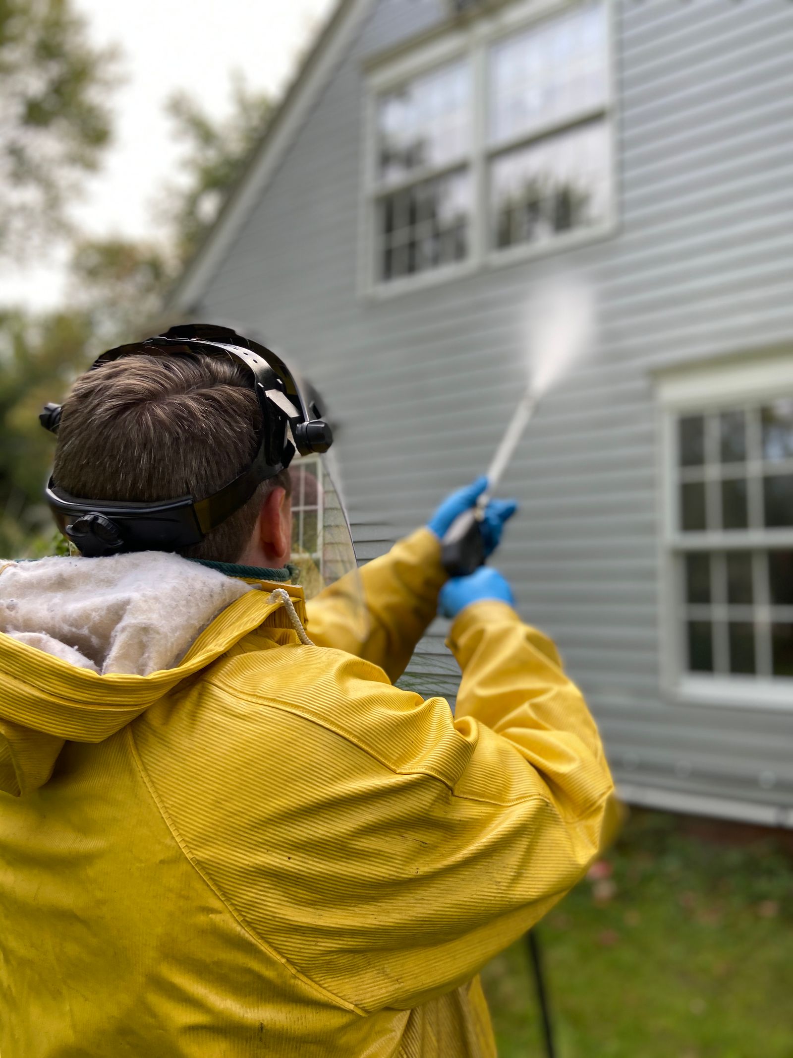 Kapital Pressure Cleaning & Paint at work